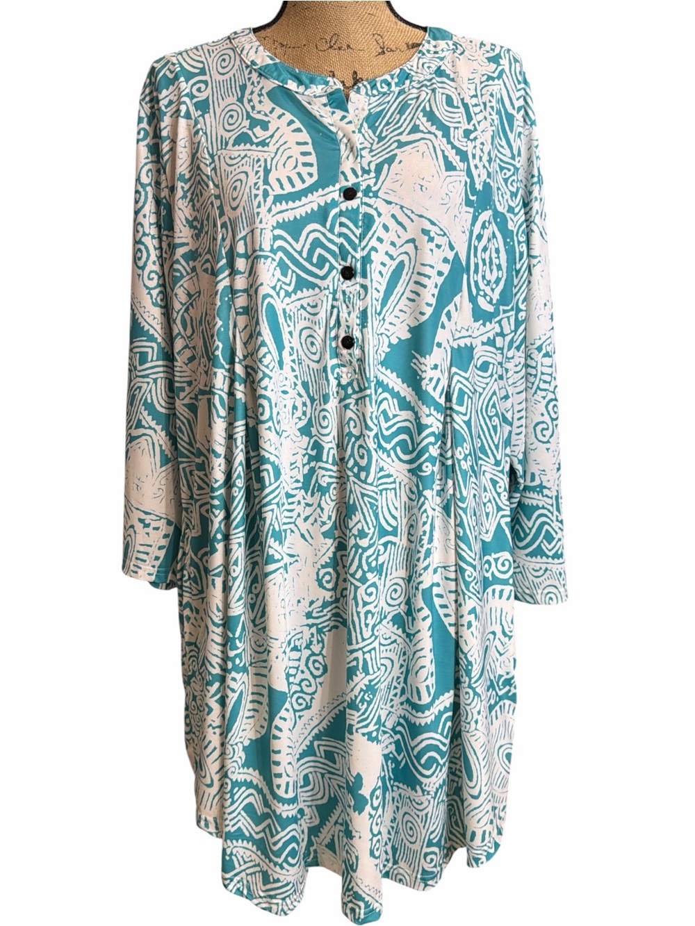 R&B Collection Teal & White Abstract Tunic. EC. Size 3X